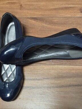 Women's Navy Patent Ballet Flats - Cushioned Slip-On Loafers